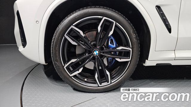 BMW X4 xDrive M40i — пробег 5 640 км — фото 5 из 5