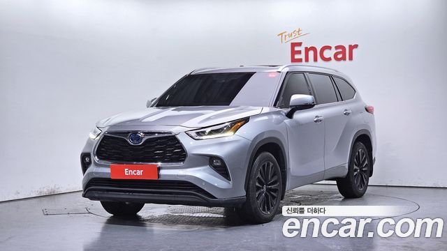 Toyota Highlander Hybrid Limited — пробег 42 923 км — фото 1 из 5