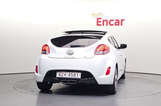 Hyundai Veloster PYL — пробег 74 506 км — фото 4 из 5