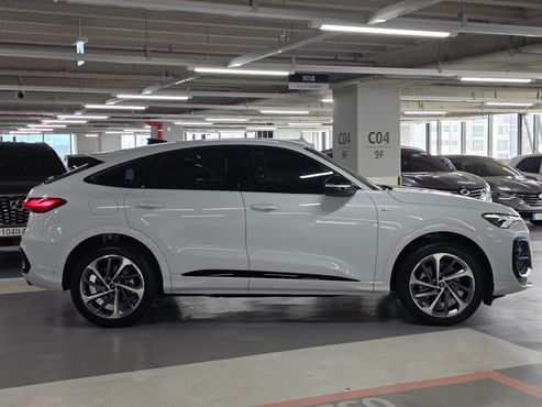Audi Q5 40 TFSI Quattro Sportback S Line — пробег 1 617 км — фото 4 из 5