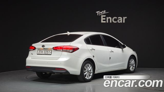 Kia K3 из Кореи Encar