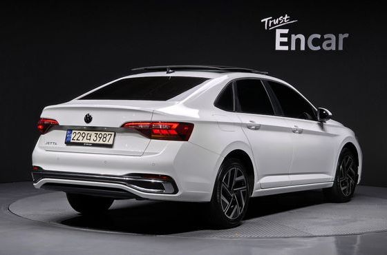 Volkswagen Jetta 1.5 TSI Prestige — пробег 40 712 км — фото 2 из 5