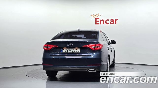 Hyundai Sonata 2.0 Style Special — пробег 118 476 км — фото 4 из 5