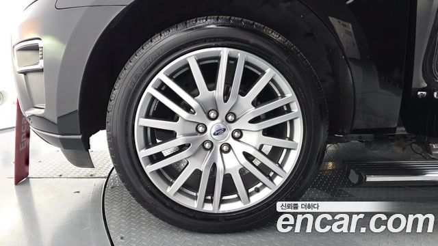 Ford Expedition из Кореи Encar