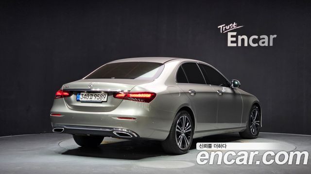 Mercedes-Benz E-Class из Кореи Encar
