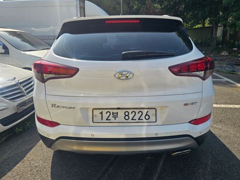 Hyundai Tucson Diesel 1.7 2WD Modern — пробег 208 414 км — фото 5 из 5