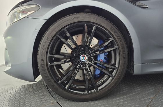 BMW M5 M5 Sedan — пробег 87 143 км — фото 5 из 5