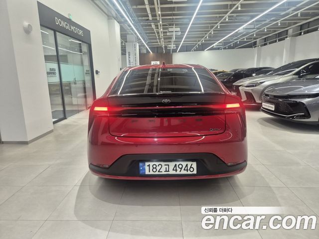 Toyota Prius 2.0 LE — пробег 20 003 км — фото 4 из 5
