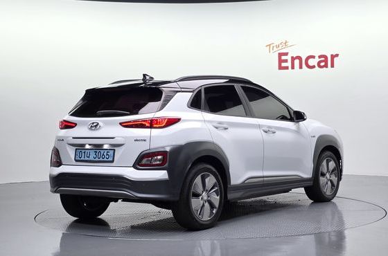 Hyundai Kona Premium — пробег 184 979 км — фото 2 из 5