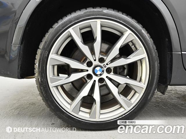 BMW X4 M40i — пробег 94 967 км — фото 5 из 5