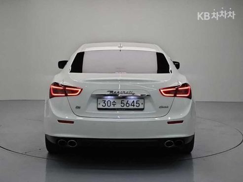 Maserati Ghibli 3.0 3rd — пробег 94 059 км — фото 3 из 5