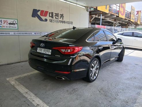 Hyundai Sonata 2.0 Smart — пробег 186 678 км — фото 2 из 5