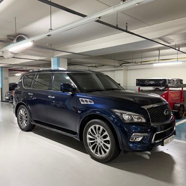 Infiniti QX80 5.6 AWD — пробег 54 000 км — фото 1 из 5