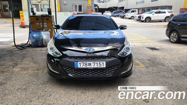 Hyundai Sonata 2.0 Royal — пробег 277 784 км — фото 2 из 5
