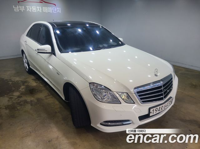 Mercedes-Benz E-Class E350 — пробег 71 000 км — фото 3 из 5