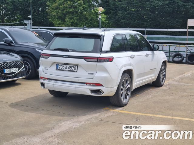 Jeep Cherokee 3.6 Overland — пробег 36 000 км — фото 4 из 5
