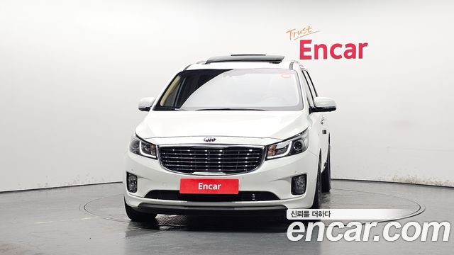 Kia Carnival из Кореи Encar