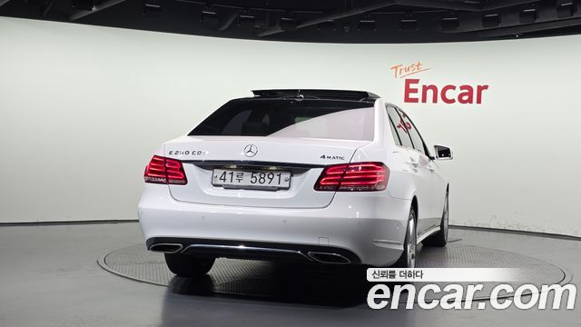 Mercedes-Benz E-Class E250 CDI 4MATIC — пробег 138 629 км — фото 4 из 5