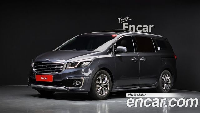 Kia Carnival Gasoline 9-seater Noblesse — пробег 250 722 км — фото 1 из 5