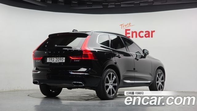 Volvo XC60 D5 Inscription — пробег 69 247 км — фото 2 из 5