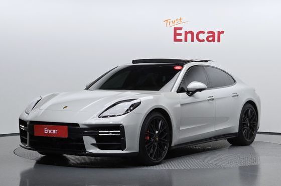 Porsche Panamera 4.0 GTS — пробег 6 158 км — фото 1 из 5