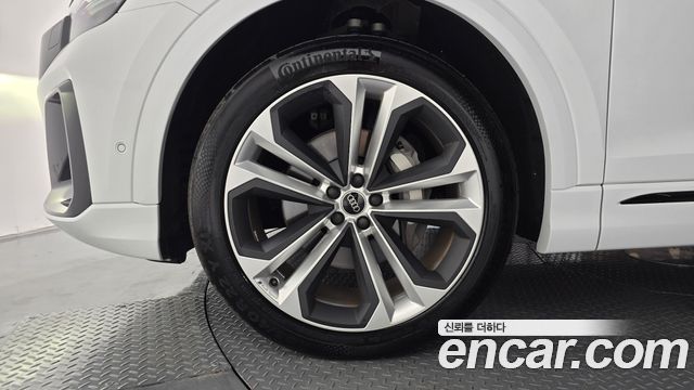 Audi Q8 из Кореи Encar