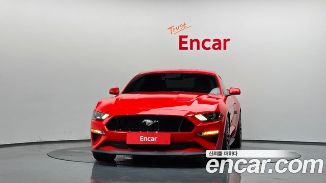 Ford Mustang GT Coupe — пробег 27 027 км — фото 3 из 5