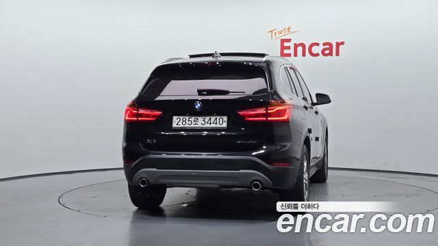 BMW X1 xDrive 18d Premium — пробег 84 618 км — фото 4 из 5