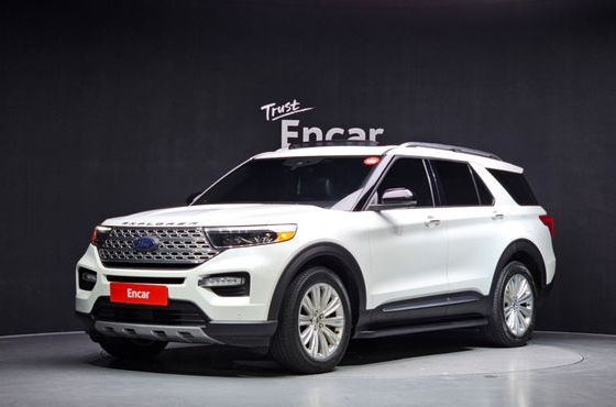 Ford Explorer 2.3 LimIted 4WD — пробег 40 750 км — фото 1 из 5