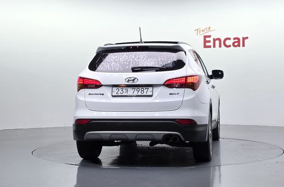 Hyundai Santafe Diesel(e-VGT) 2.0 2WD Premium — пробег 140 663 км — фото 4 из 5