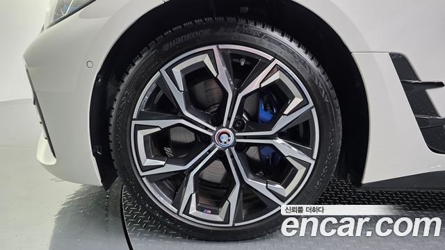 BMW i4 из Кореи Encar
