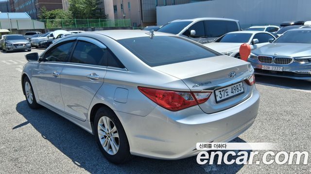 Hyundai Sonata Premier — пробег 144 035 км — фото 5 из 5