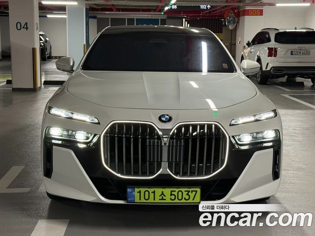 BMW 7-Series 740i xDrive M Sport Limited — пробег 23 000 км — фото 2 из 5