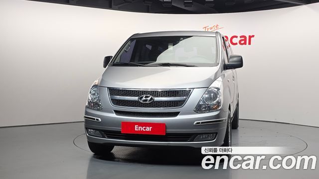Hyundai Starex 12-Seater Wagon CVX Premium — пробег 237 055 км — фото 3 из 5