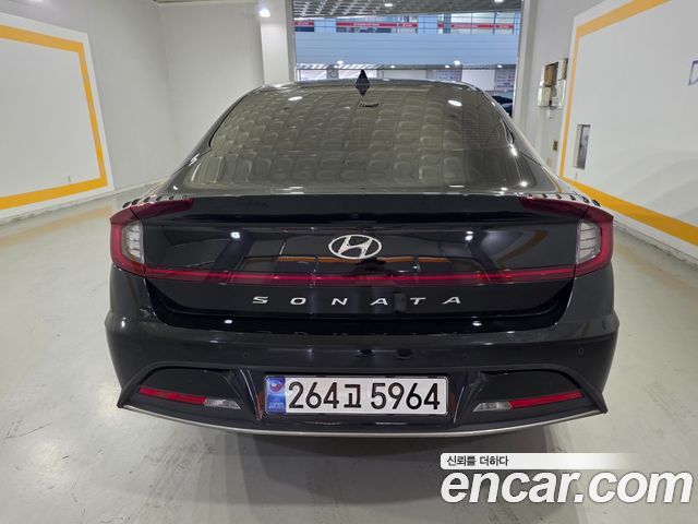 Hyundai Sonata 2.0 Premium — пробег 80 008 км — фото 5 из 5
