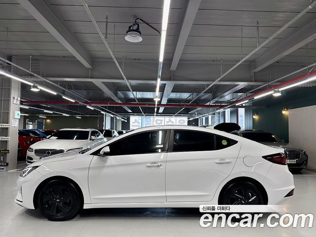 Hyundai AVANTE 1.6 Smart — пробег 109 680 км — фото 4 из 5