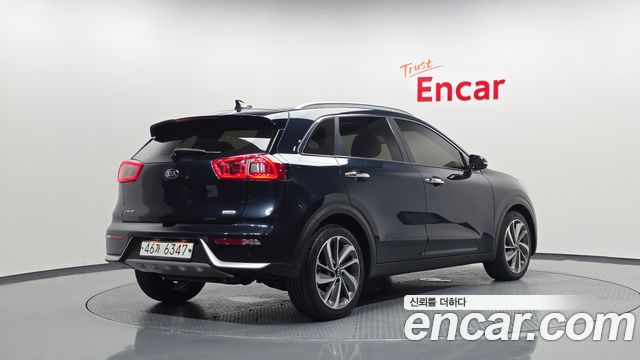 Kia Niro Noblesse — пробег 144 456 км — фото 2 из 5