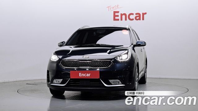 Kia Niro Noblesse — пробег 60 303 км — фото 3 из 5
