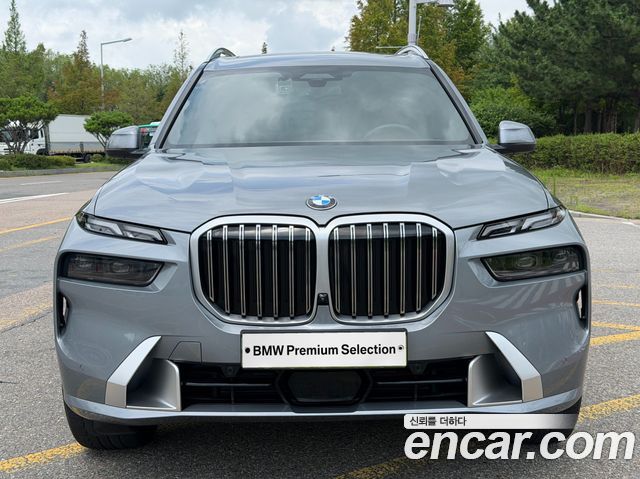 BMW X7 xDrive 40i Design Pure Excellence 6-Seater — пробег 18 461 км — фото 3 из 5