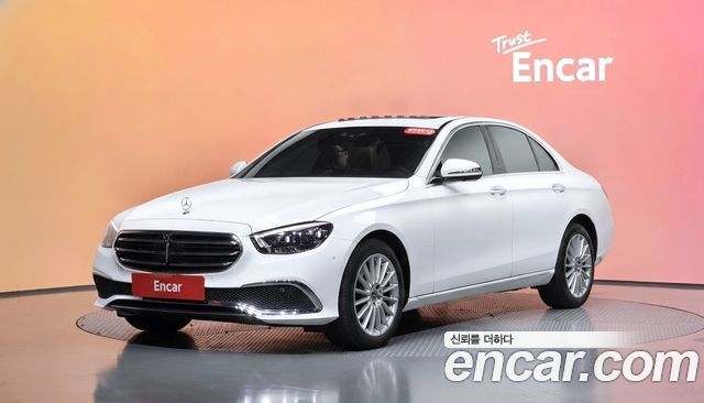 Mercedes-Benz E-Class E250 Exclusive — пробег 47 849 км — фото 1 из 5