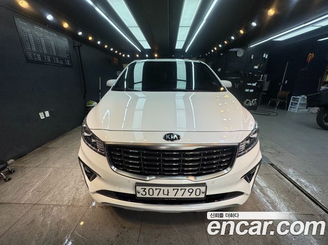Kia Carnival из Кореи Encar
