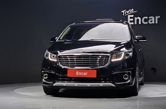 Kia Carnival Gasoline 7-seater Limousine President — пробег 145 078 км — фото 3 из 5