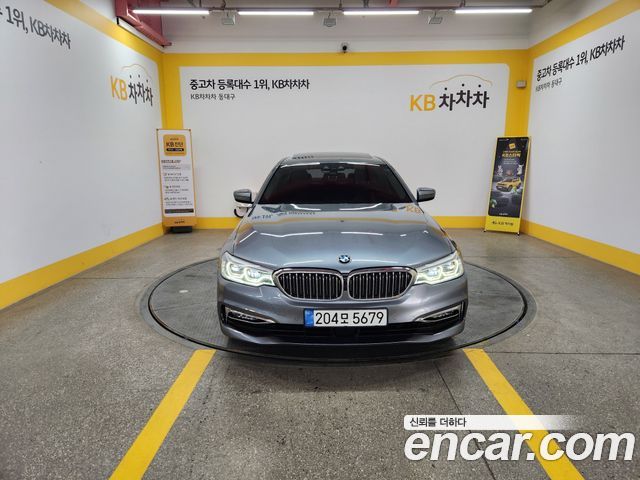 BMW 5-Series 530i Luxury Plus — пробег 68 044 км — фото 3 из 5
