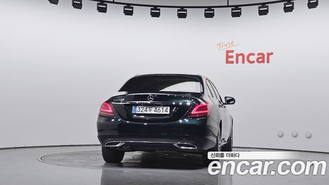 Mercedes-Benz C-Class C220 d 4MATIC Exclusive — пробег 70 259 км — фото 4 из 5