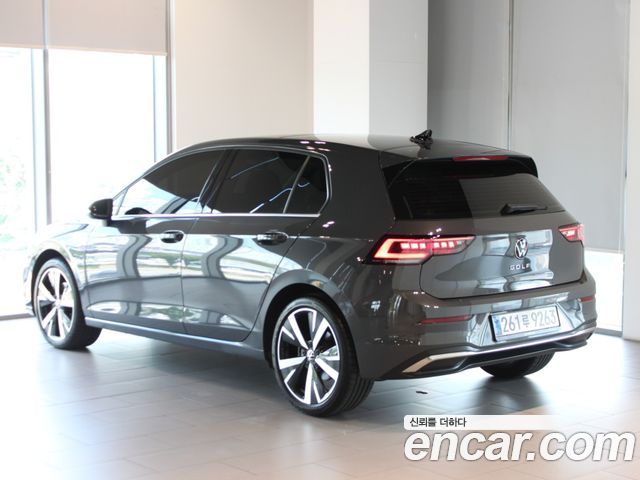 Volkswagen Golf 2.0 TDI Prestige — пробег 3 941 км — фото 2 из 5