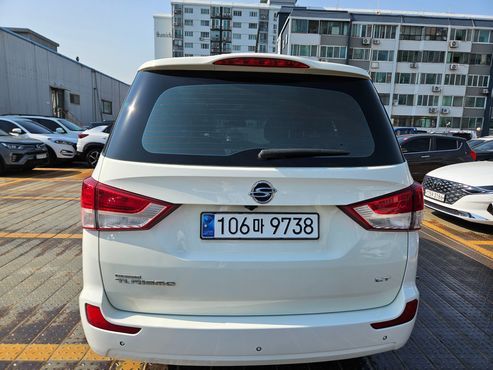 Ssangyong KORANDO 4WD LT 11-seater — пробег 176 603 км — фото 5 из 5