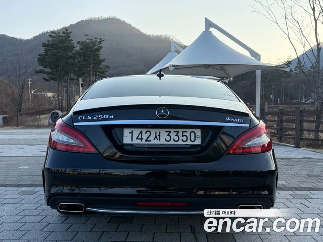 Mercedes-Benz CLS-Class CLS250 d 4MATIC AMG Line — пробег 98 000 км — фото 4 из 5