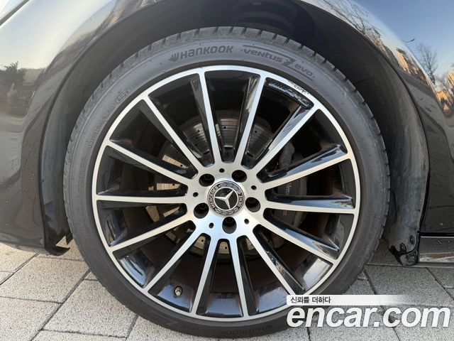 Mercedes-Benz CLS-Class CLS250 d 4MATIC AMG Line — пробег 98 000 км — фото 5 из 5