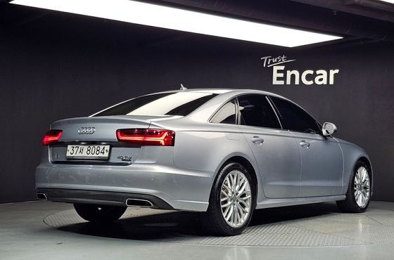 Audi A6 40 TDI Quattro Premium C7 — пробег 110 966 км — фото 2 из 5