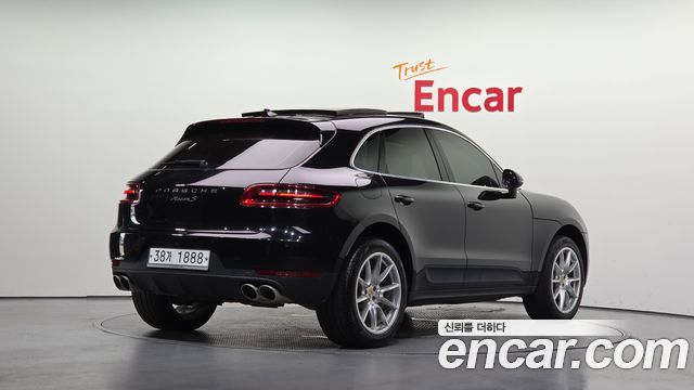 Porsche Macan 3.0 S Diesel 95B — пробег 82 051 км — фото 2 из 5